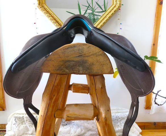 Jump X Country Saddle 18.5 Inch – Image 2