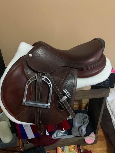 2GS carbon 17.5inch seat